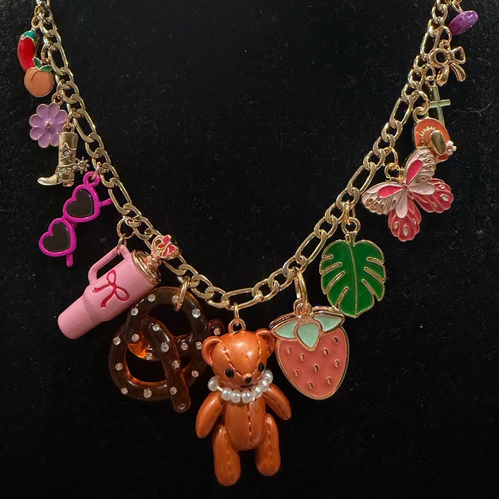 Made to order chunky charm necklaces💕🌼 - Picture 2 of 13